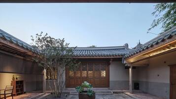 Premium bedding, free minibar, in-room safe, desk