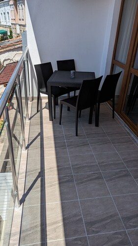 Cozy apartment front line by the promenade boardwalk and beach walking distance.