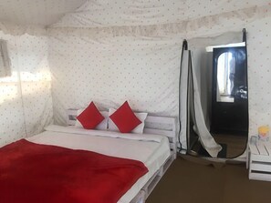Luxury Tent | Free WiFi - Pine Trails Jungle Camp (Kasauli)