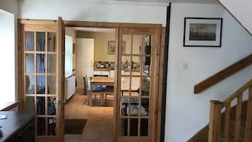 Cottage, 2 Bedrooms | Living area | 42-inch LCD TV with digital channels