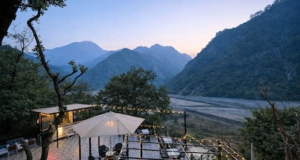 Riverline Gold Resort