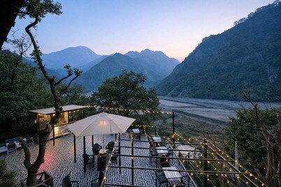 Riverline Gold Resort