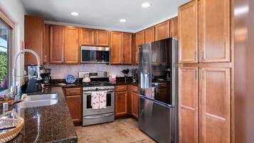 House | 4 bedrooms, Internet