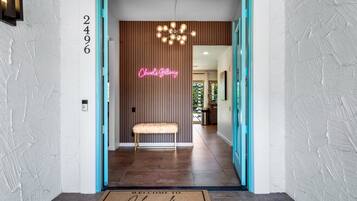 House | 4 bedrooms, Internet