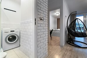 Suite estudio Confort | Tabla de planchar con plancha, wifi gratis, ropa de cama