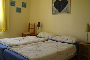 2 bedrooms