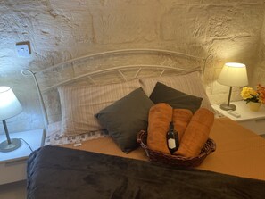 Traditional-Apartment
