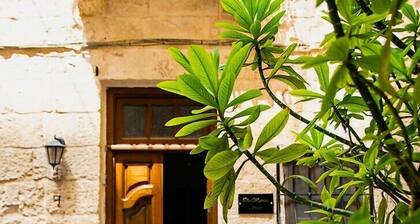 Charming Central Townhouse in Sliema