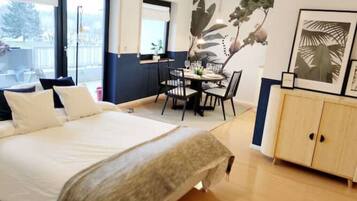 1 Schlafzimmer, Schreibtisch, Reisekinderbett, kostenloses WLAN