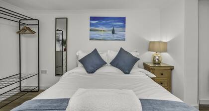 Upper Rock Brighton Apartments