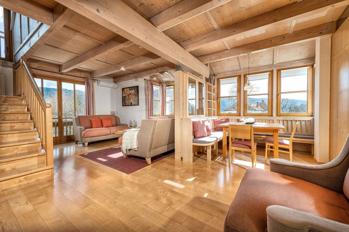 Urbani Suite | 1 ห้องนอน, ตู้นิรภัยในห้องพัก, โต๊ะทำงาน, Wi-Fi ฟรี