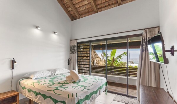 1 habitación, tabla de planchar con plancha, cuna de viaje y wifi 