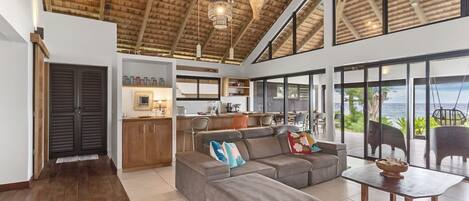 Televisión y oficina