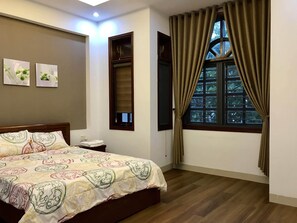 3 Schlafzimmer, Bügeleisen/Bügelbrett, WLAN, Bettwäsche