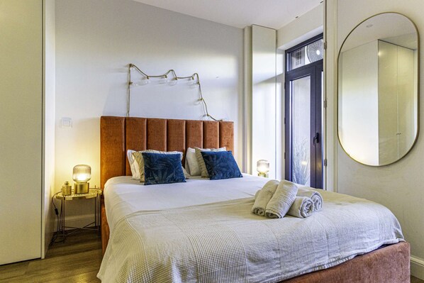 4 slaapkamers, een strijkplank/strijkijzer, wifi, beddengoed