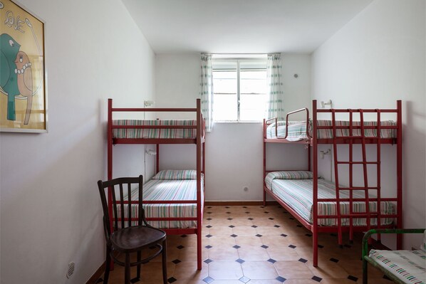 4 Schlafzimmer, kostenloses WLAN, Bettwäsche