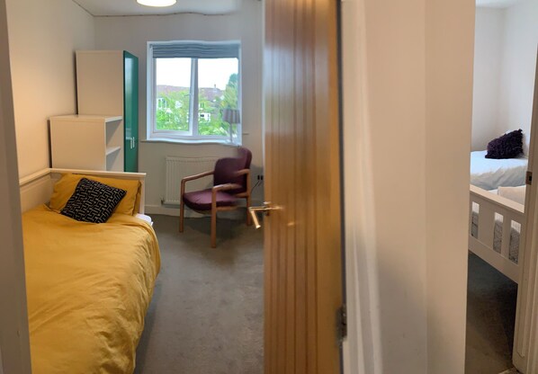 4 bedrooms, desk, iron/ironing board, travel cot