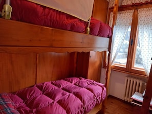 2 chambres, draps fournis