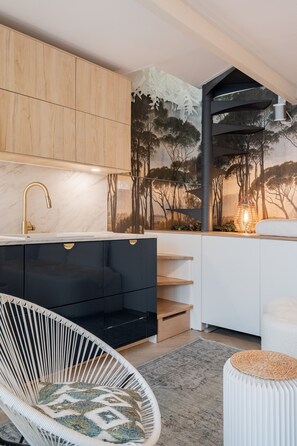 Interior - Twilight Dreams, by Veeve (Paris)