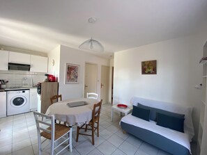 Interior - Independent cottage between sea and countryside - France - Occitanie - Hérault (Pailhes)