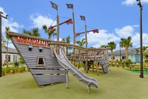 Children’s area - Storey Lake Escape w/ Pool, Games & Water Park (Kissimmee)