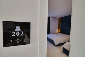 Triple Room, Garden View | Free WiFi, bed sheets - Vila Eduart (Ksamil)