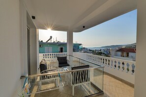 Family Room, Terrace | Terrace/patio - Vila Eduart (Ksamil)