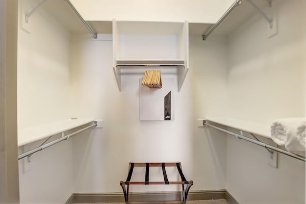 Two Modern Cozysuites At Town Lake - Arizona