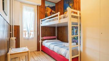 3 habitaciones, wifi gratis y ropa de cama