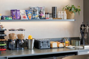 Coffee shop - Punthill Sunshine (Sunshine)