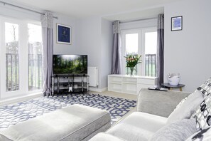Smart TV, offices