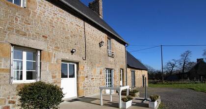 Charmante ferme rénovée proche Avranches, animaux acceptés