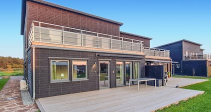 Amazing home in Mörbylånga with WiFi