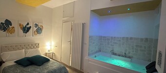 Le Plaisir Luxury Room