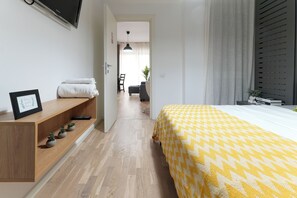 Leilighet – premium | 1 soverom, blendingsgardiner og strykejern/-brett