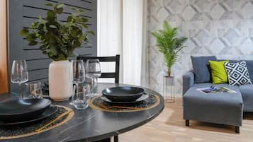 Apartamento Premium | Servicio de comidas en la habitación