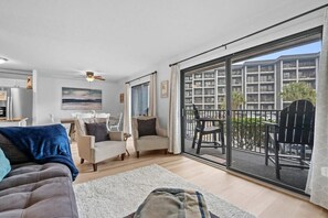 TV - Myrtle Beach Resort Unit B129 - Ocean Nearby (Myrtle Beach)