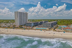 On the beach - Myrtle Beach Resort Unit B129 - Ocean Nearby (Myrtle Beach)