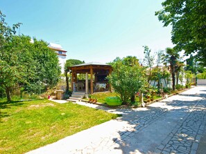 Property grounds - Holiday apartment with air conditioning (Medulin)