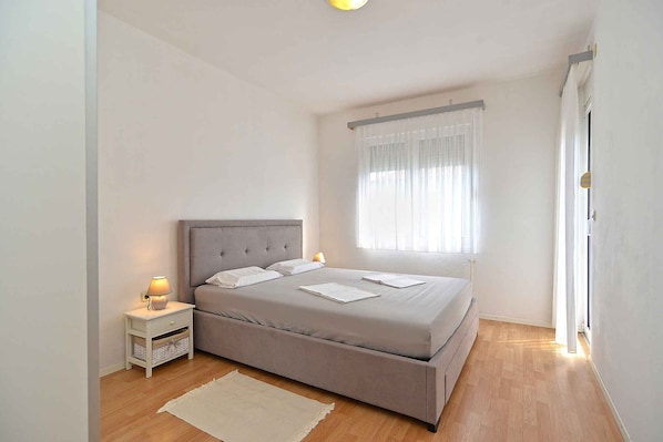 1 bedroom