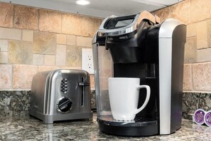 Coffee and/or coffee maker - Pebble's Hideaway- 2 Blocks to Beach- Grill- 6 Bds (North Myrtle Beach)