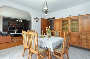 Dining - Holiday apartment with air conditioning (Pula)
