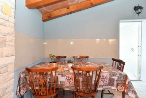 Dining - Holiday apartment with air conditioning (Medulin)