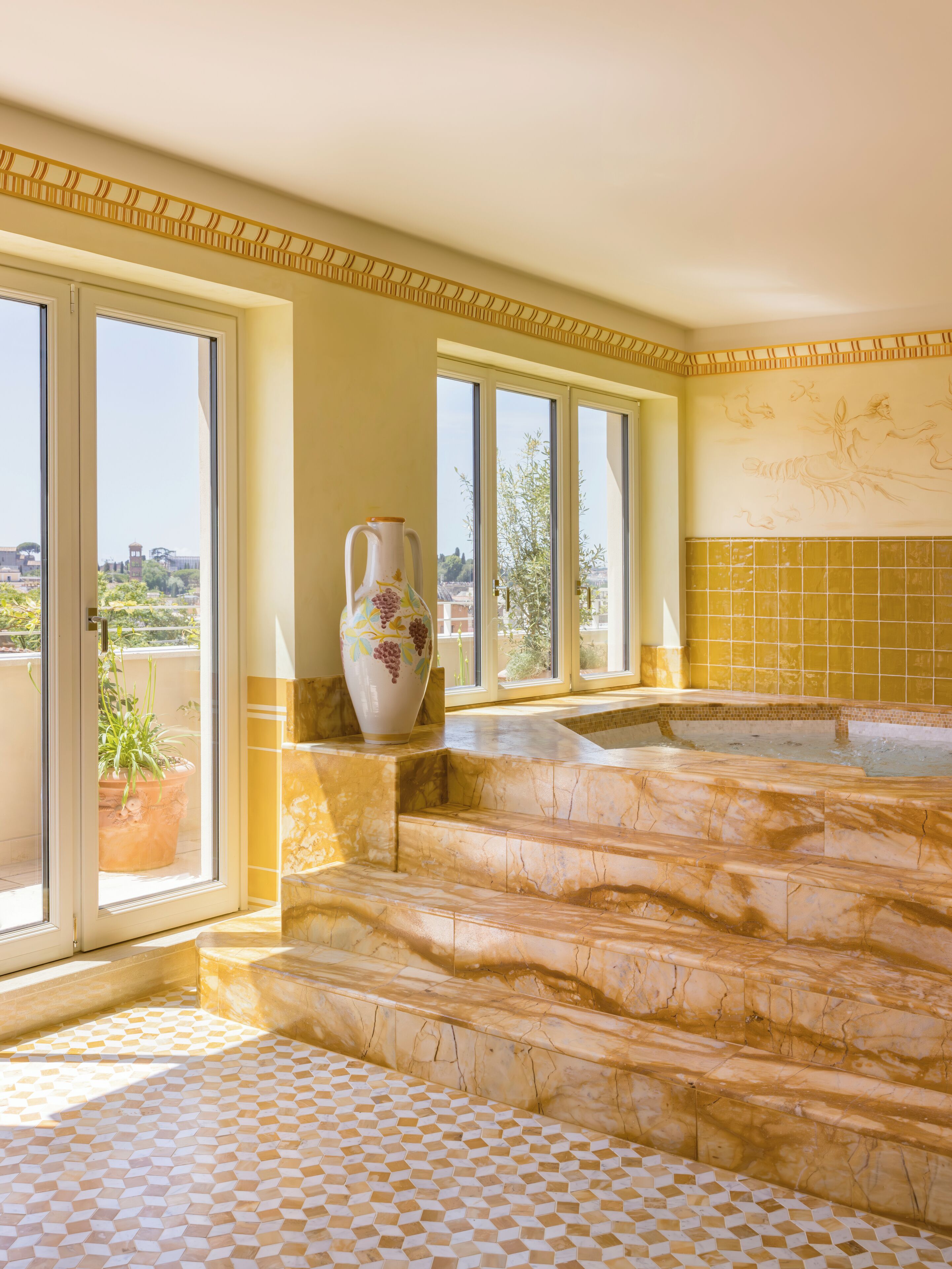 Hot tub, 3 treatment rooms, massages