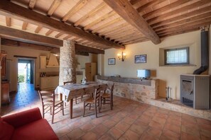 Interior - Apartment in an ancient medieval village (bruco) (colle di val d'elsa)