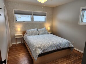 2 bedrooms, Internet, bed sheets