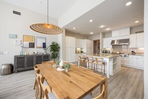 Dining - Desert Mist by VARE | Pool+Spa, Putting Green! (La Quinta)