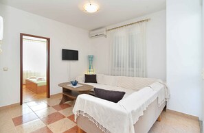 TV - Holiday apartment with air conditioning (Rovinj)