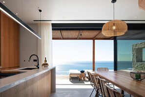 Villa | 6 bedrooms, Internet
