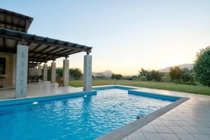 Ferienhaus | 4 Schlafzimmer, Internetzugang